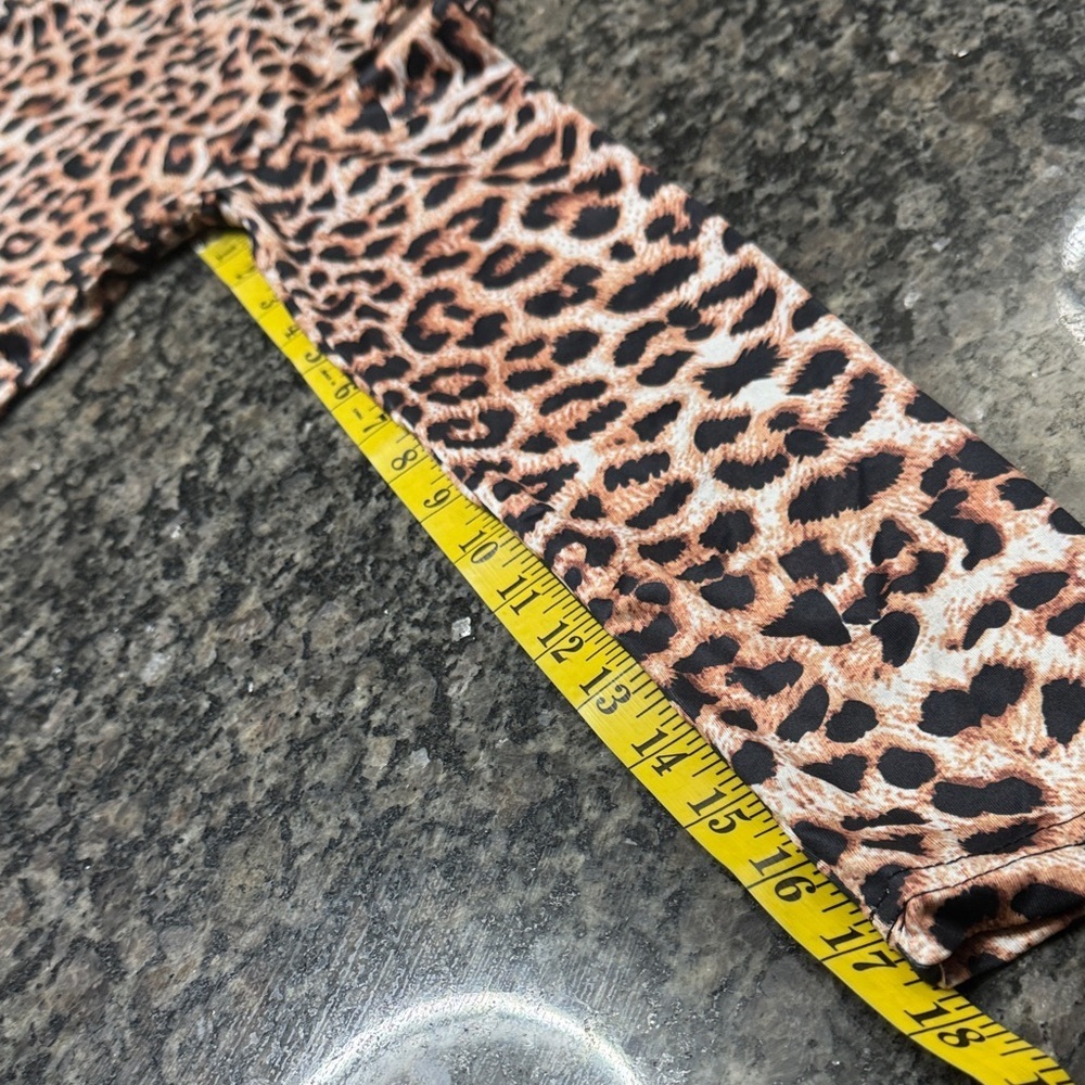 Leopard Print Long Sleeve Women's Top - Picture 8 of 8